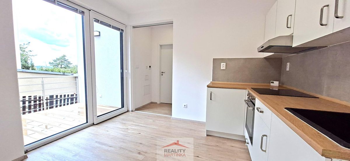 Pronájem bytu 2+kk 47 m² – fotografie 2