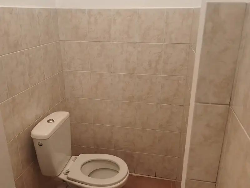 Pronájem kanceláře 22 m², Nové Strašecí – náhled fotky 3