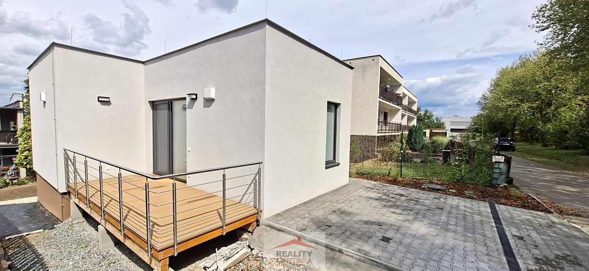 Pronájem bytu 2+kk 47 m² – fotografie 3