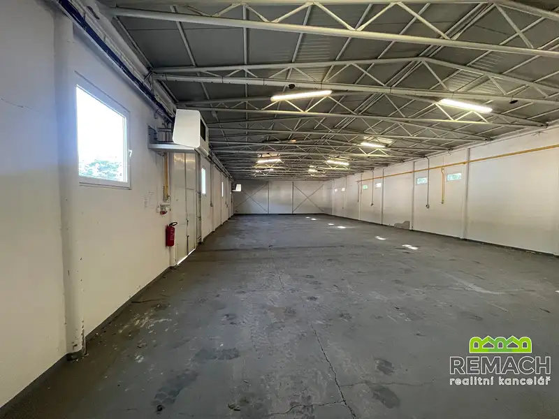 Pronájem skladového prostoru 300 m², Moravský Písek – náhled fotky 2