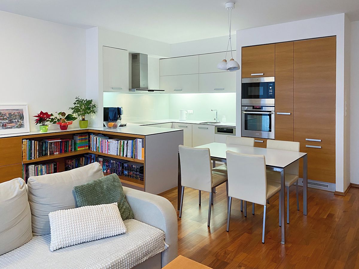 Pronájem bytu 3+kk 90 m²