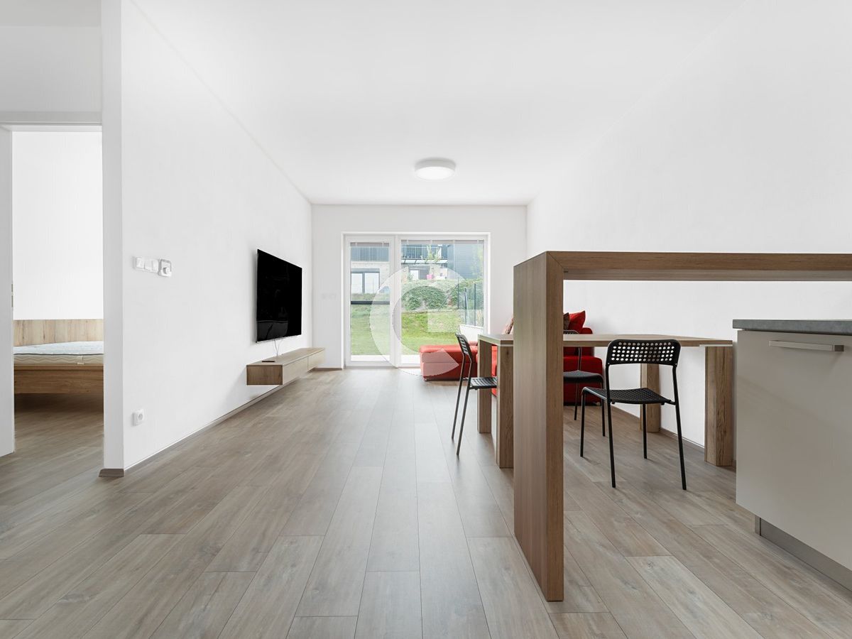 Prodej rodinného domu 80 m², pozemek 334 m² – fotografie 2