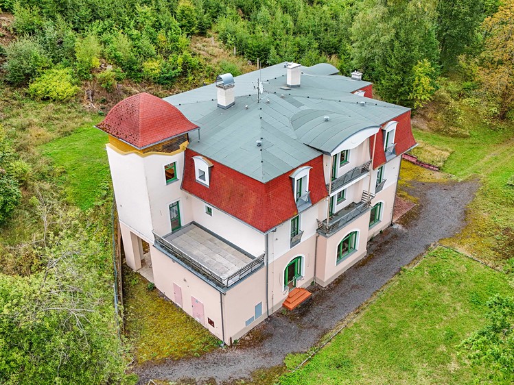 Комерційне приміщення на продаж, 899 м² (4 з 100)