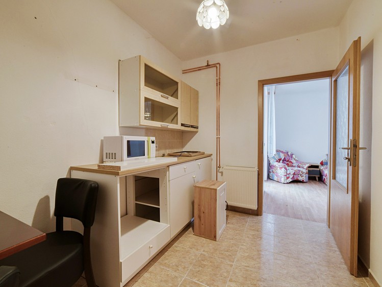 Комерційне приміщення на продаж, 899 м² (69 з 100)