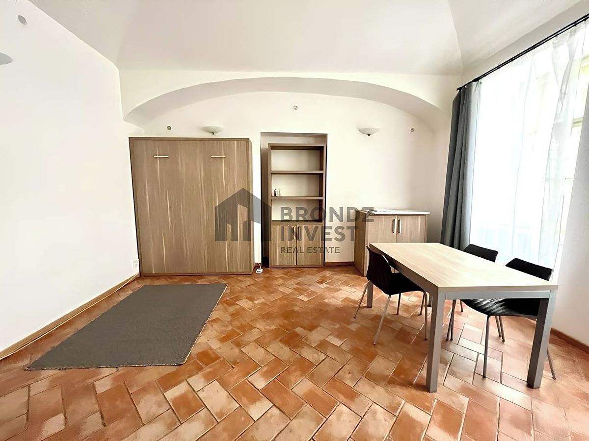 Pronájem bytu 2+1 50 m² – fotografie 4