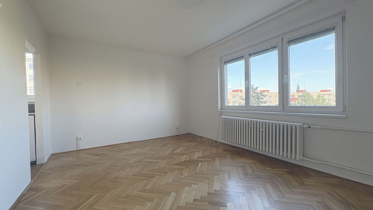 Pronájem bytu 3+kk 59 m² – fotografie 4