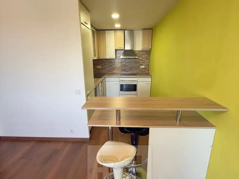 Pronájem bytu 3+kk 68 m², Kladno – náhled fotky 2