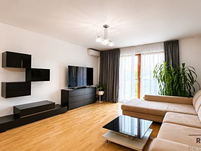 Pronájem bytu 3+kk 91 m²