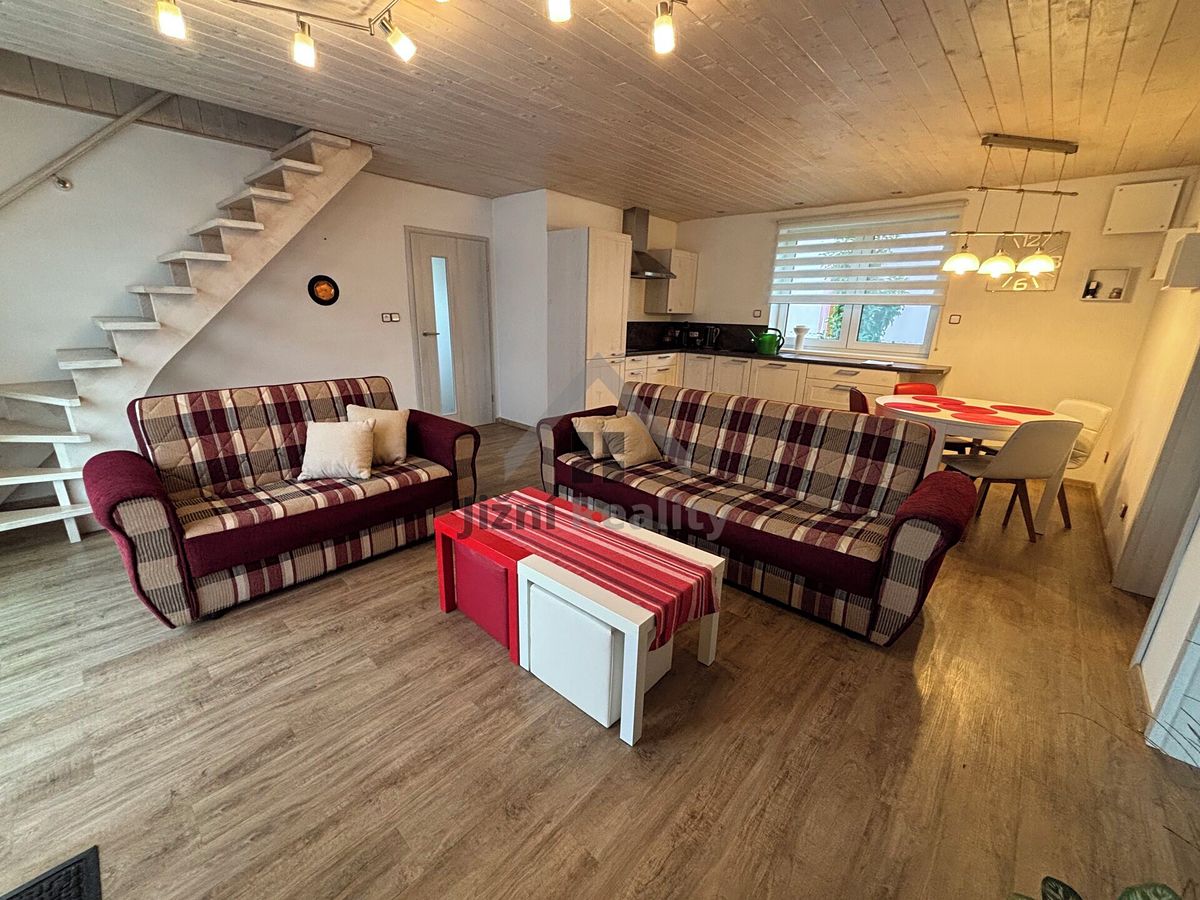 Prodej rodinného domu 120 m², pozemek 622 m² – fotografie 4
