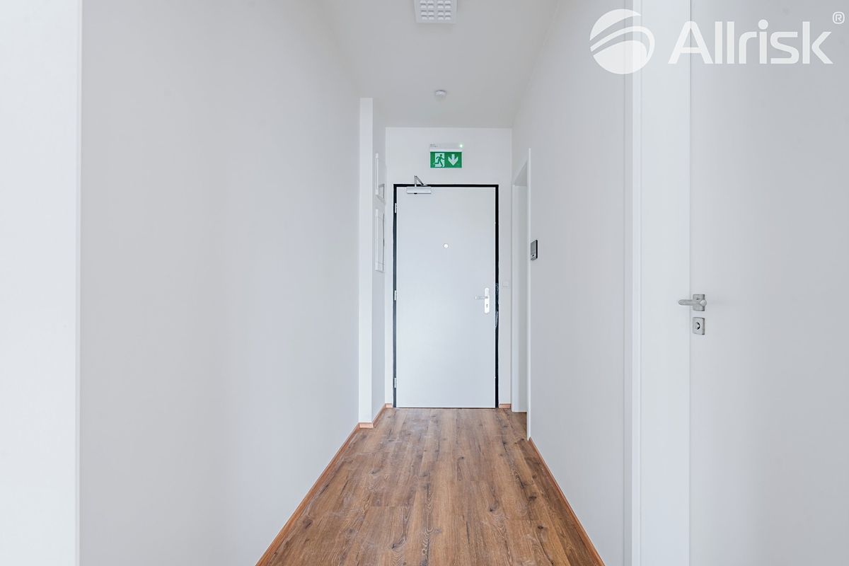 Pronájem bytu 2+kk 54 m² – fotografie 4