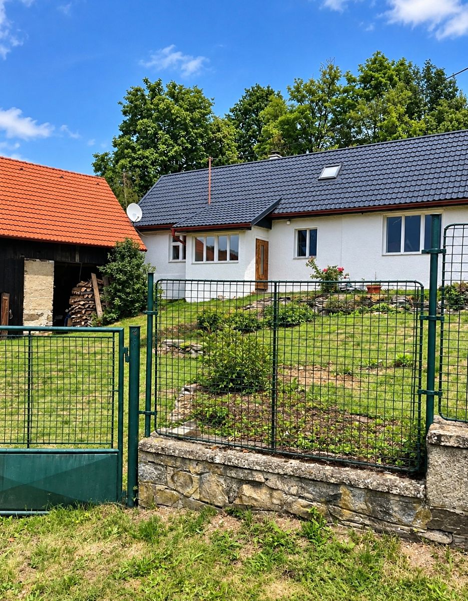 Prodej rodinného domu 122 m², pozemek 1315 m² – fotografie 2