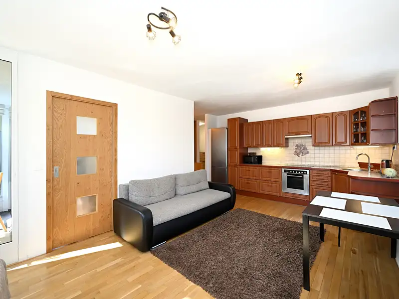 Prodej bytu 2+kk 47 m², Praha – náhled fotky 1