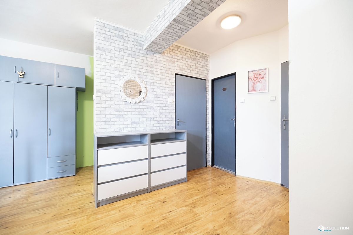 Prodej rodinného domu 262 m², pozemek 311 m² – fotografie 5