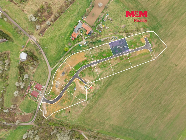Prodej pozemku, 1 032 m² (1 z 9)