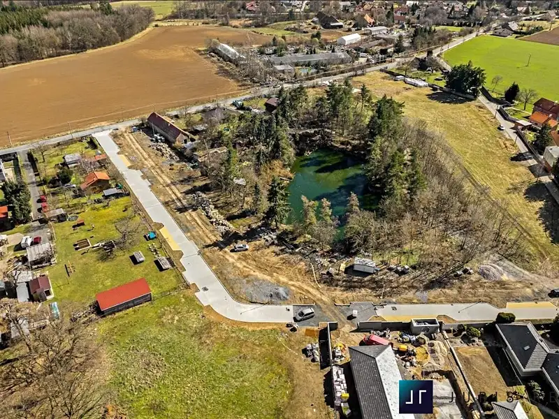 Prodej stavebního pozemku 6731 m², Mukařov – náhled fotky 2