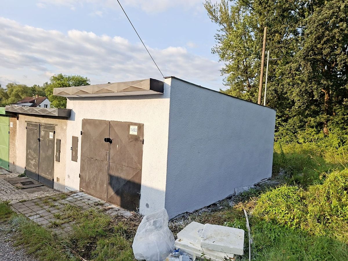 Prodej garáže 22 m² – fotografie 3