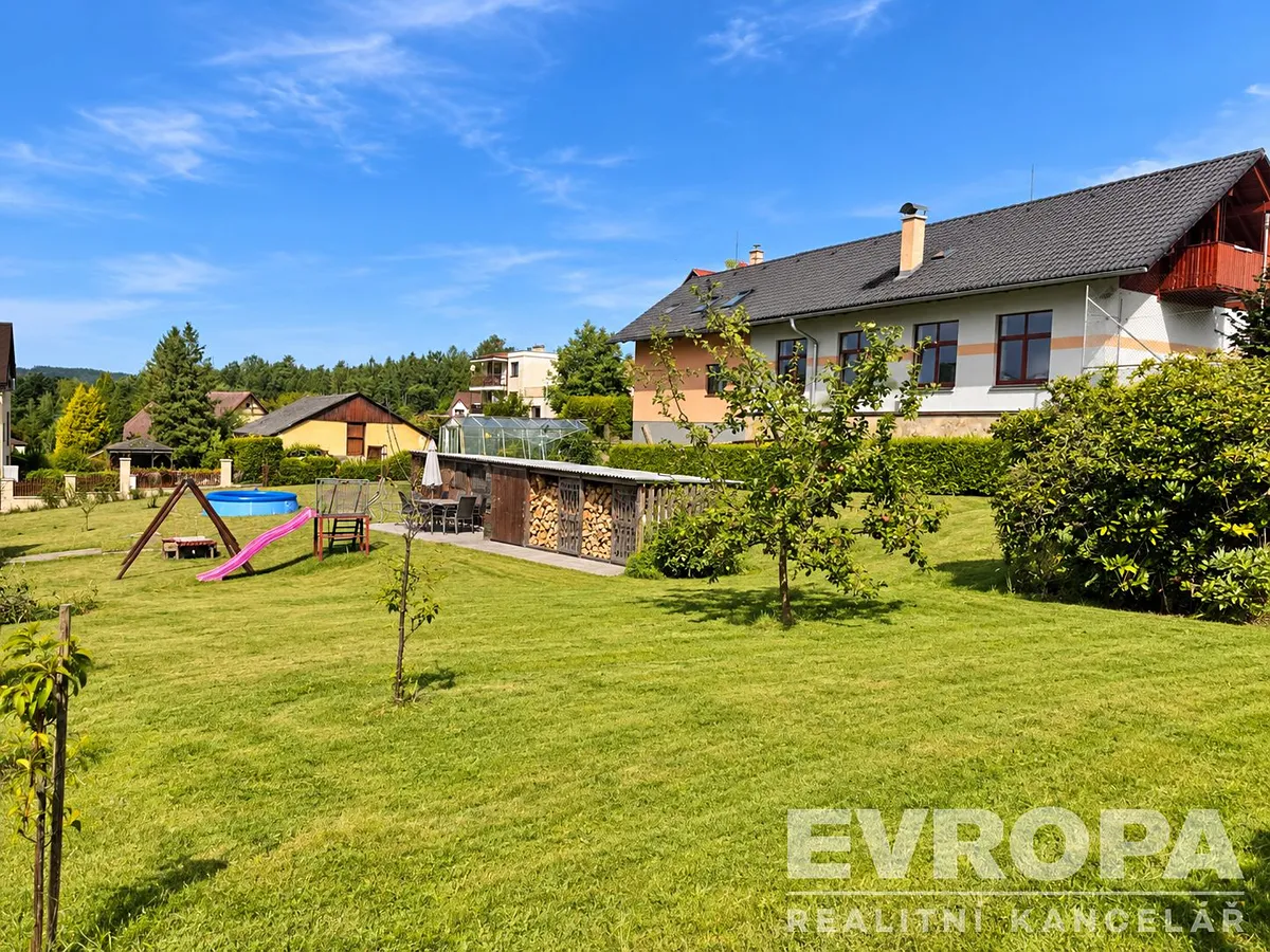 Prodej stavebního pozemku 945 m²