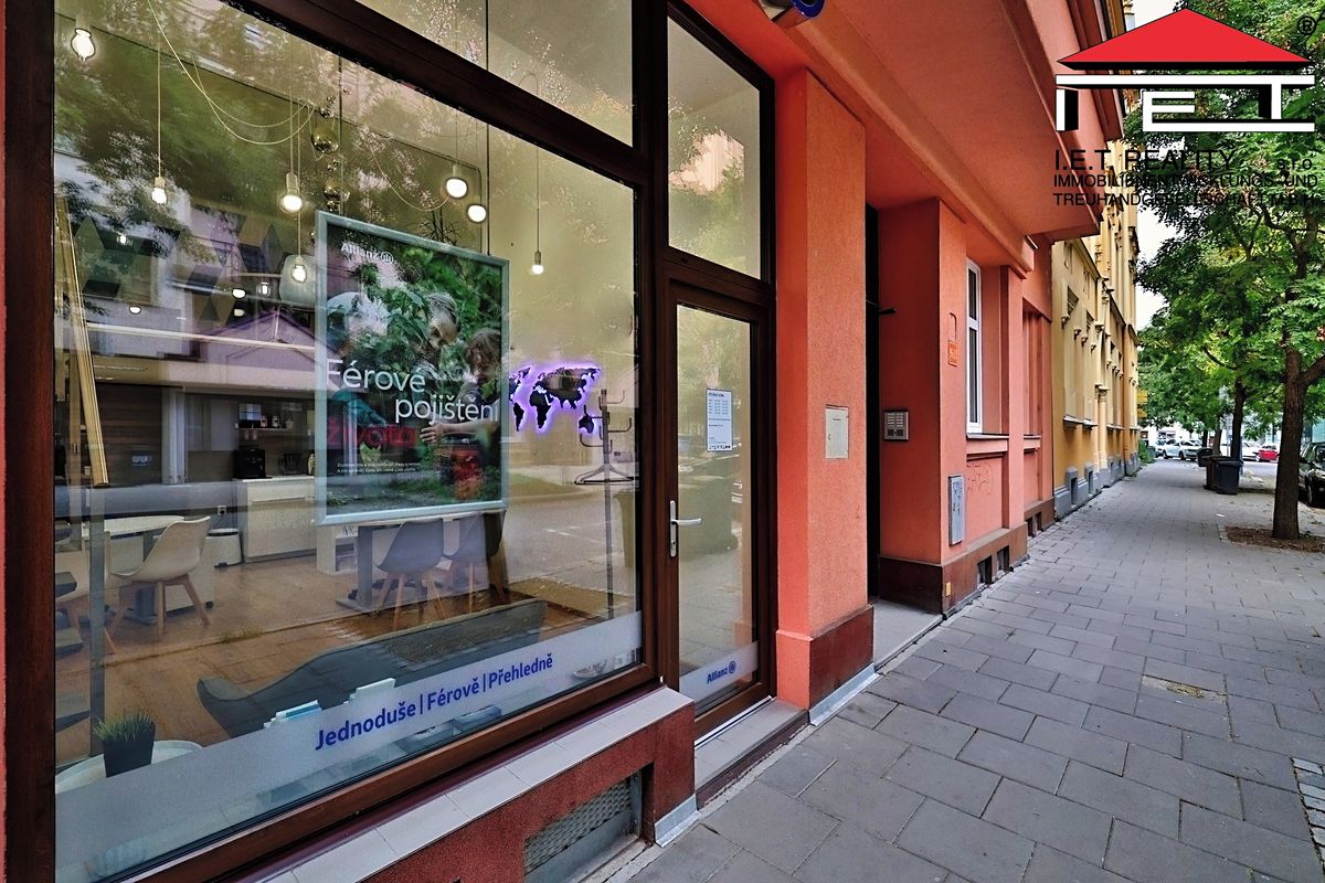 Pronájem obchodního prostoru 38 m²