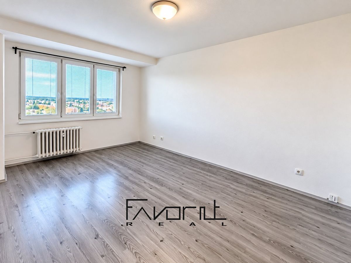 Pronájem bytu 2+kk 42 m² – fotografie 4