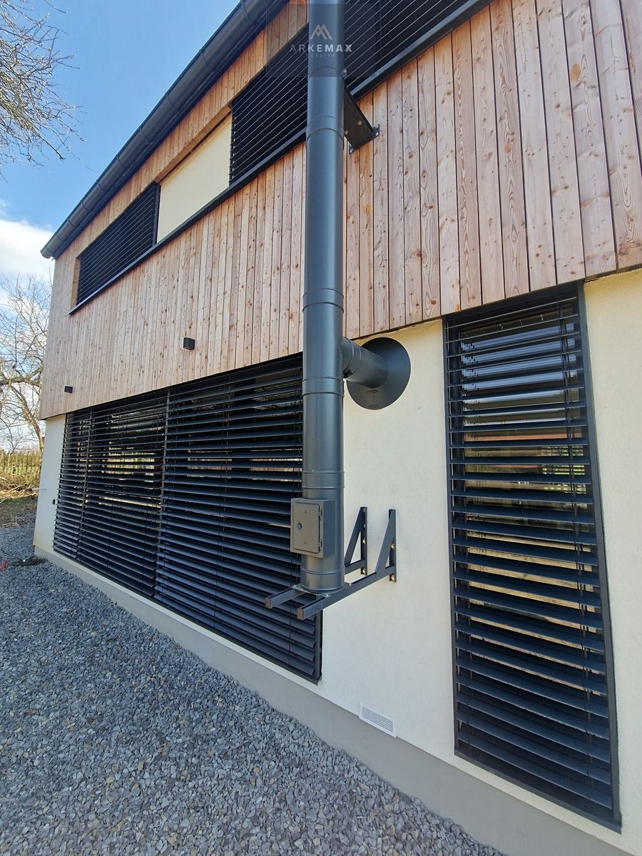 Prodej rodinného domu 130 m², pozemek 1084 m² – fotografie 3