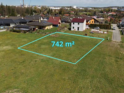 Prodej stavebního pozemku 742 m²