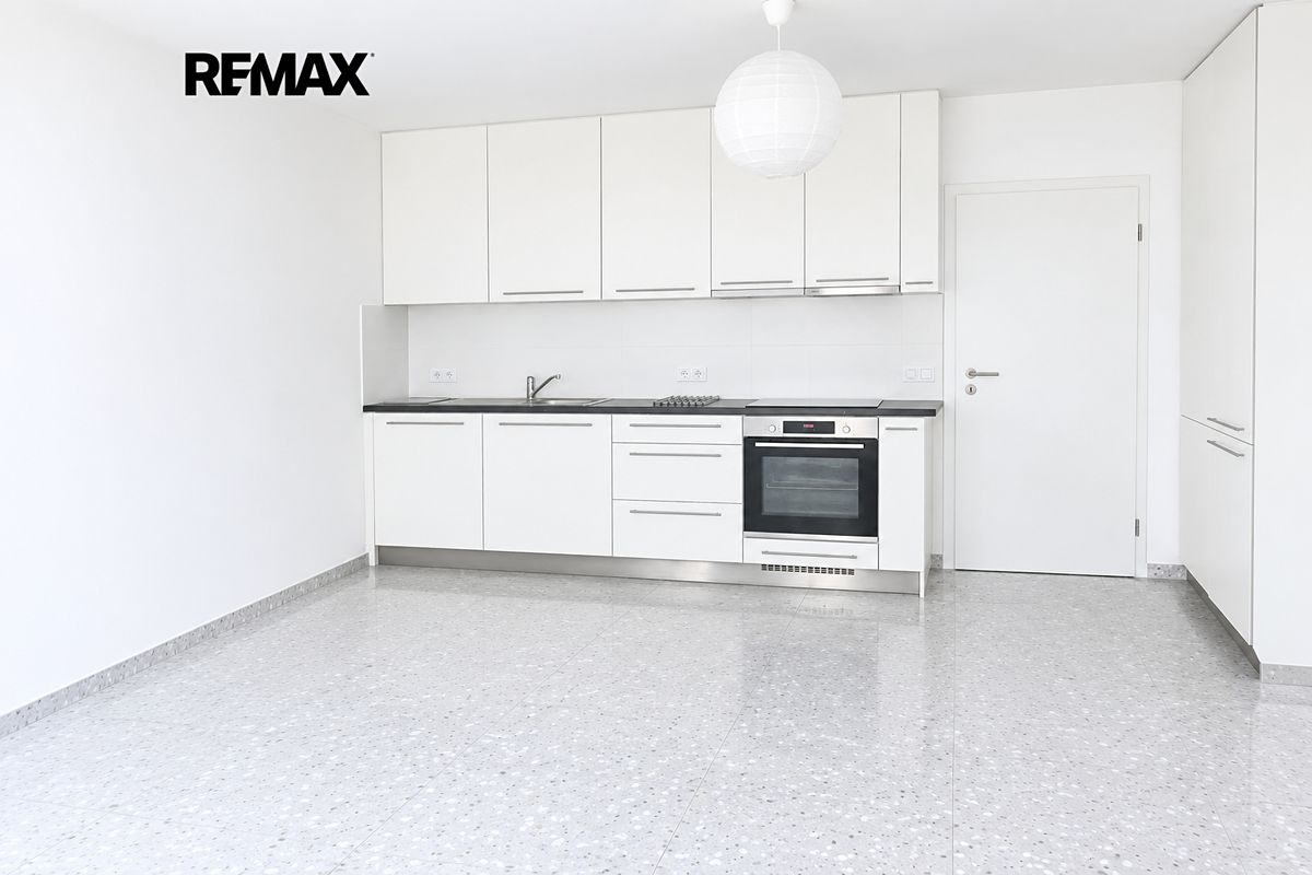 Pronájem bytu 1+kk 35 m², Kolín – fotka 1 z 3
