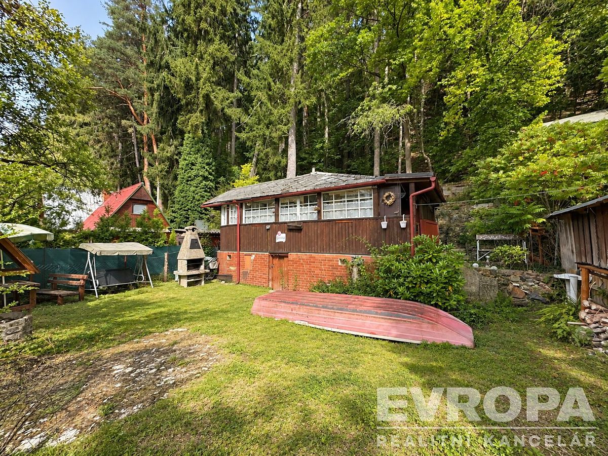 Prodej chaty 42 m², pozemek 1 m²