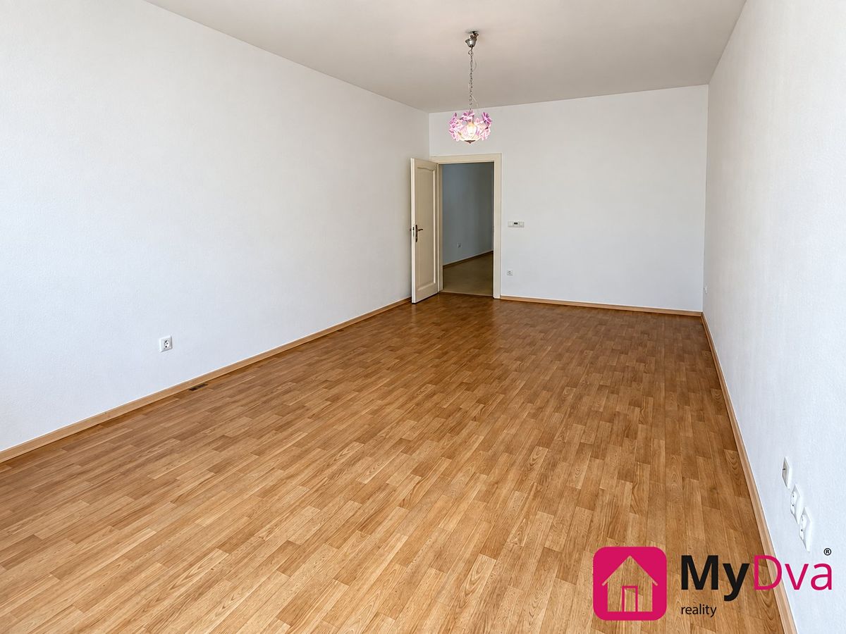 Pronájem bytu 2+1 75 m² – fotografie 2