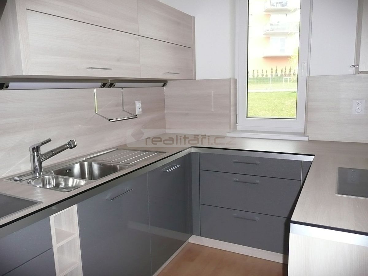 Pronájem bytu 2+kk 87 m²