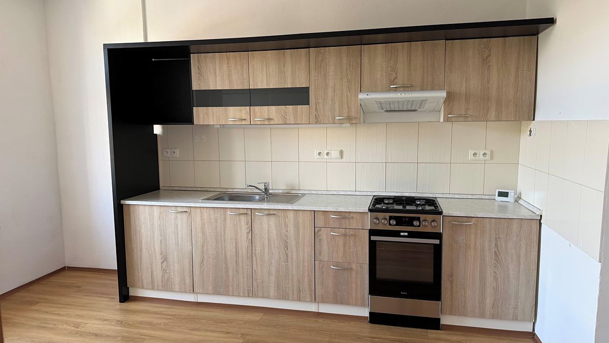 Pronájem bytu 2+1 63 m² – fotografie 3