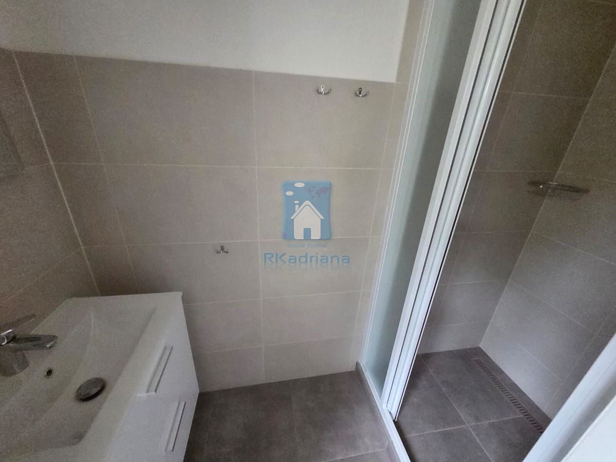 Pronájem bytu 1+kk 25 m² – fotografie 5