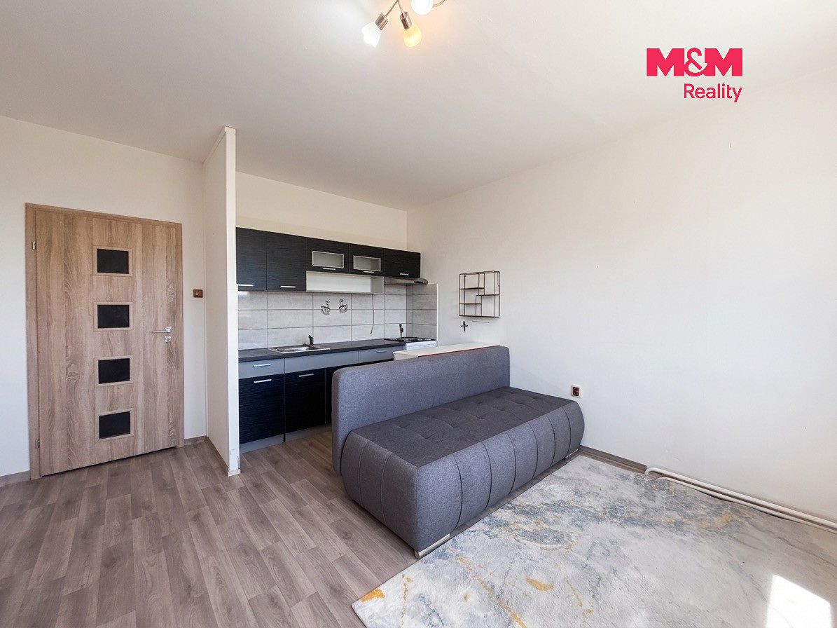 Pronájem bytu 2+kk 40 m² – fotografie 2