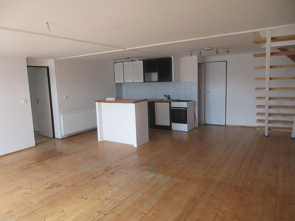 Pronájem bytu 4+kk 150 m²