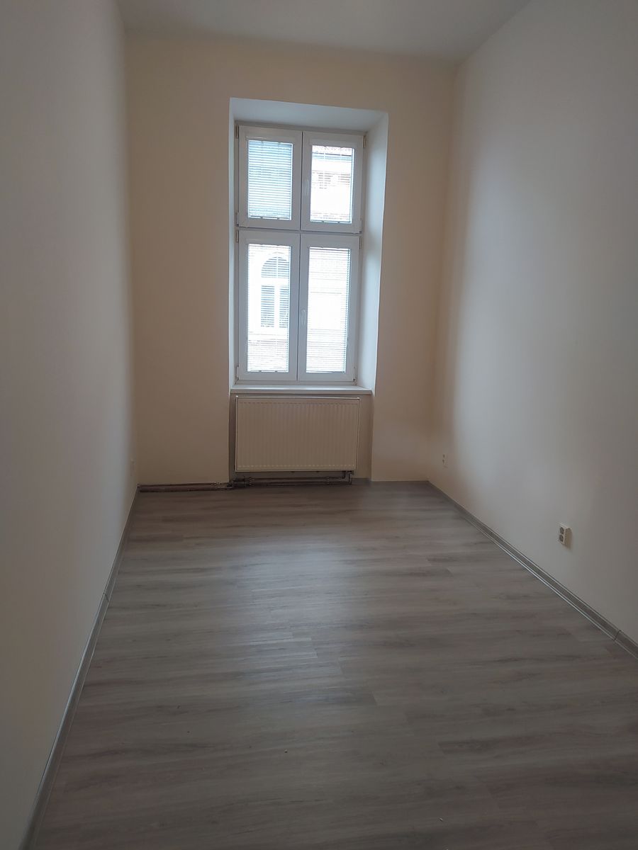 Pronájem bytu 3+kk 74 m² – fotografie 5