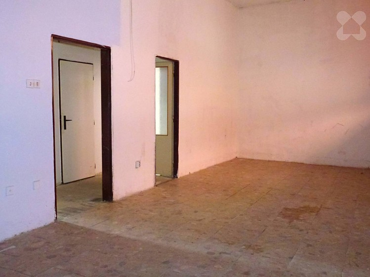 Комерційне приміщення на продаж, 100 м² (7 з 16)