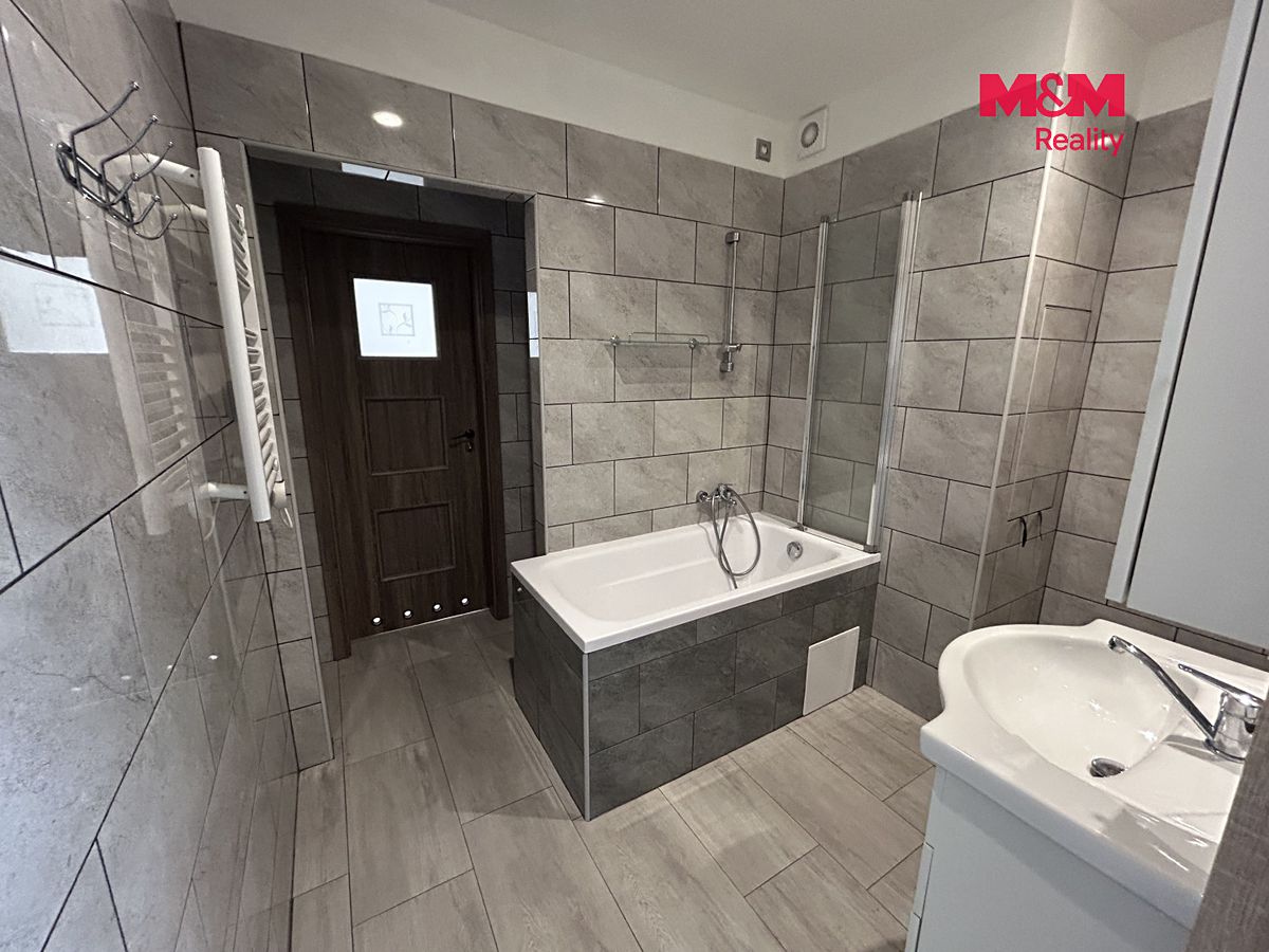 Pronájem bytu 2+1 60 m² – fotografie 4