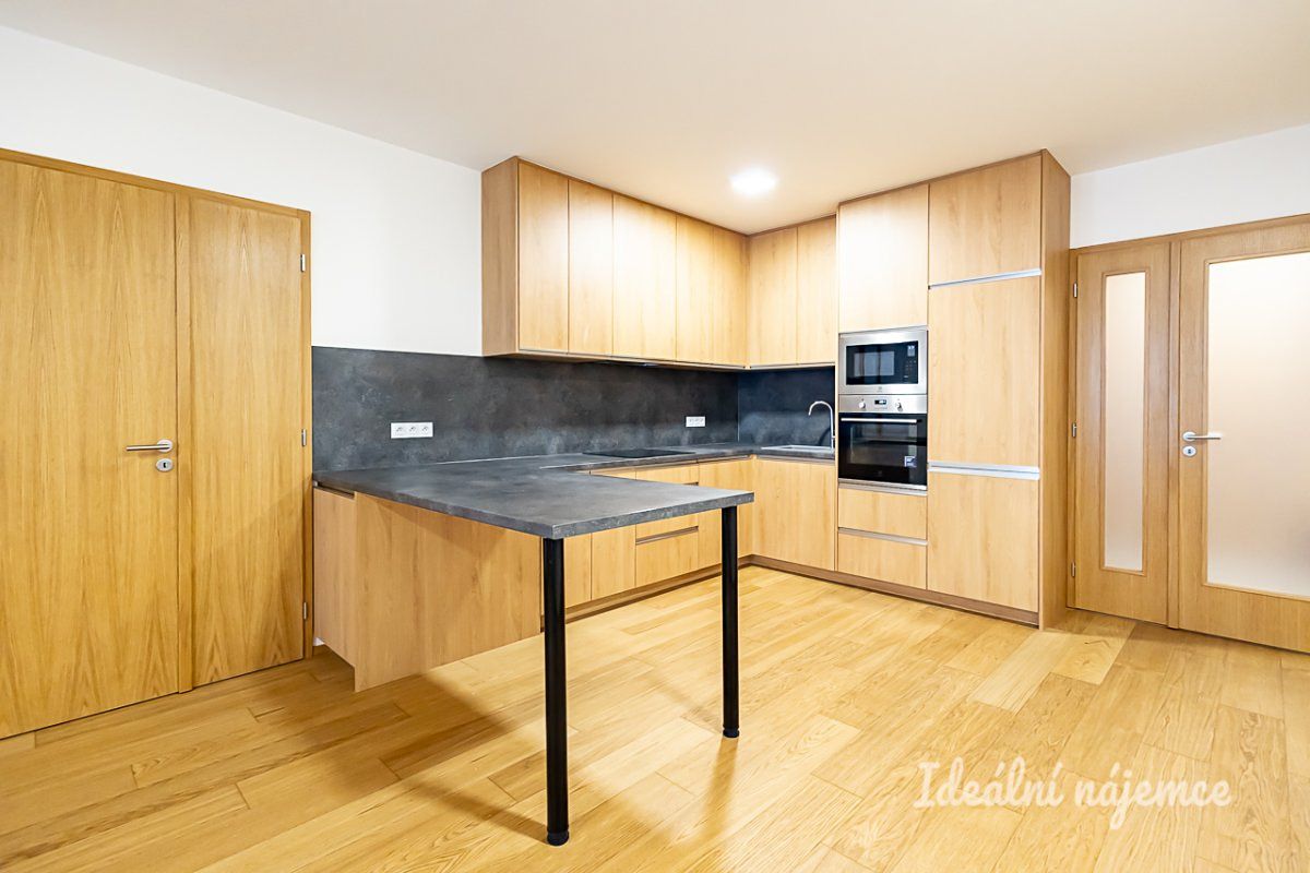 Pronájem bytu 3+kk 83 m² – fotografie 5
