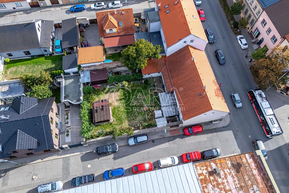 Prodej rodinného domu 180 m², pozemek 540 m² – fotografie 5