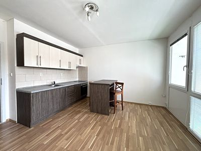 Pronájem bytu 1+kk 27 m²