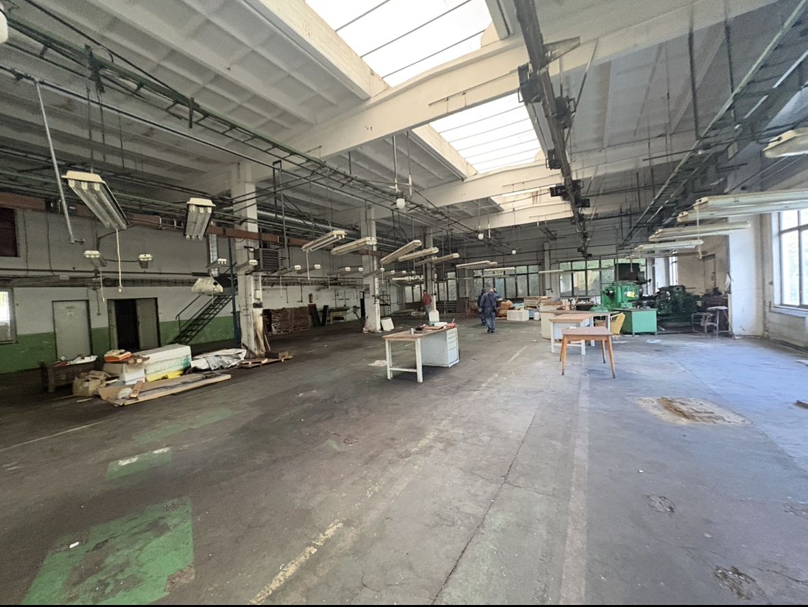 Pronájem výrobní haly, prostoru 400 m² – fotografie 2