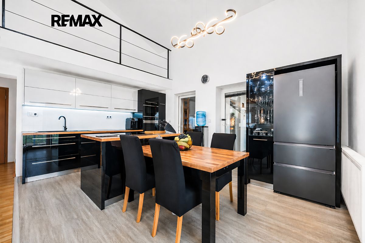 Prodej bytu 5+kk 154 m²