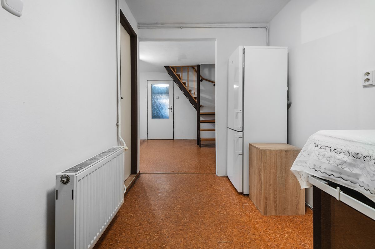 Prodej rodinného domu 100 m², pozemek 456 m² – fotografie 5