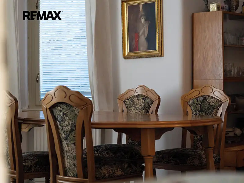 Prodej rodinného domu 280 m², pozemek 1160 m², Moravský Beroun – náhled fotky 2