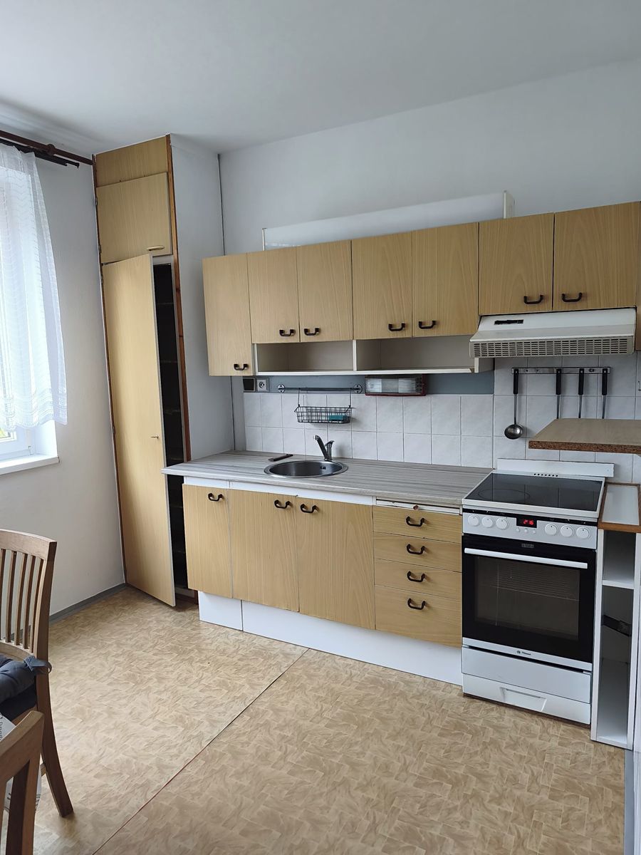 Pronájem bytu 3+1 81 m² – fotografie 3