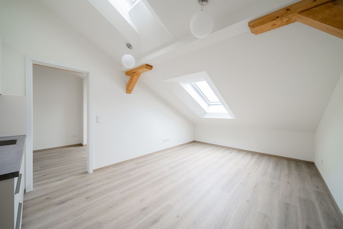 Pronájem bytu 2+kk 43 m² – fotografie 3