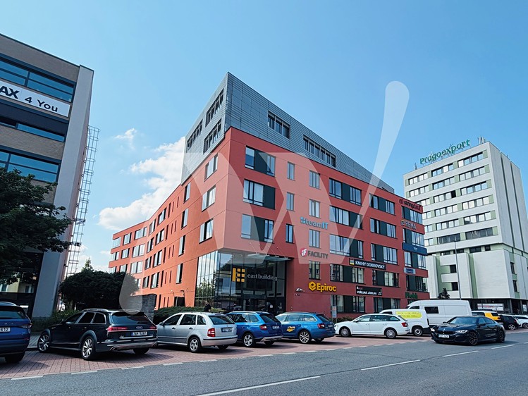 Комерційне приміщення в оренду, 339 м² (3 з 10)