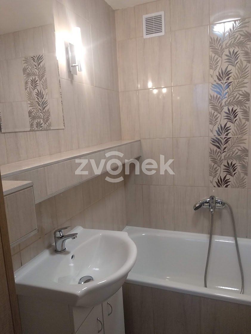 Pronájem bytu 2+1 61 m² – fotografie 2