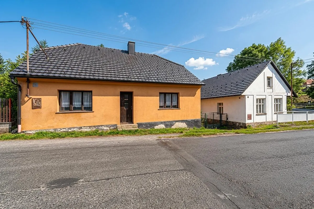 Prodej rodinného domu 164 m², pozemek 1224 m²