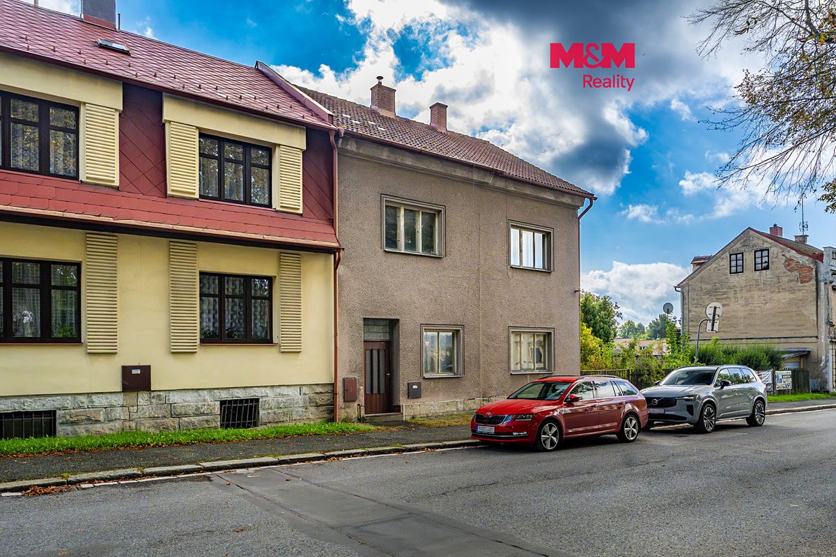 Prodej rodinného domu 150 m², pozemek 979 m²