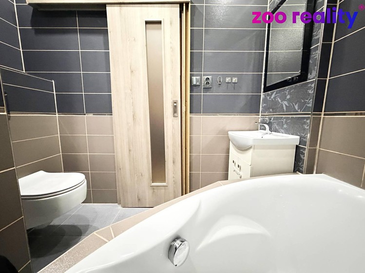 Wohnung 3+1 zum Kauf, 77 m² (9 von 18)